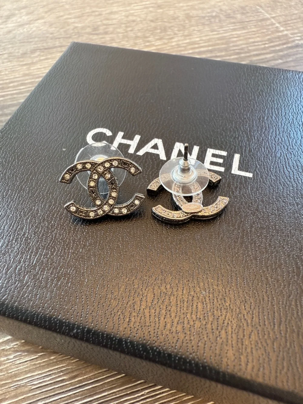 CHANEL CC Stud Earrings Silver Metal Black & Crystal Pre-Fall 2014
